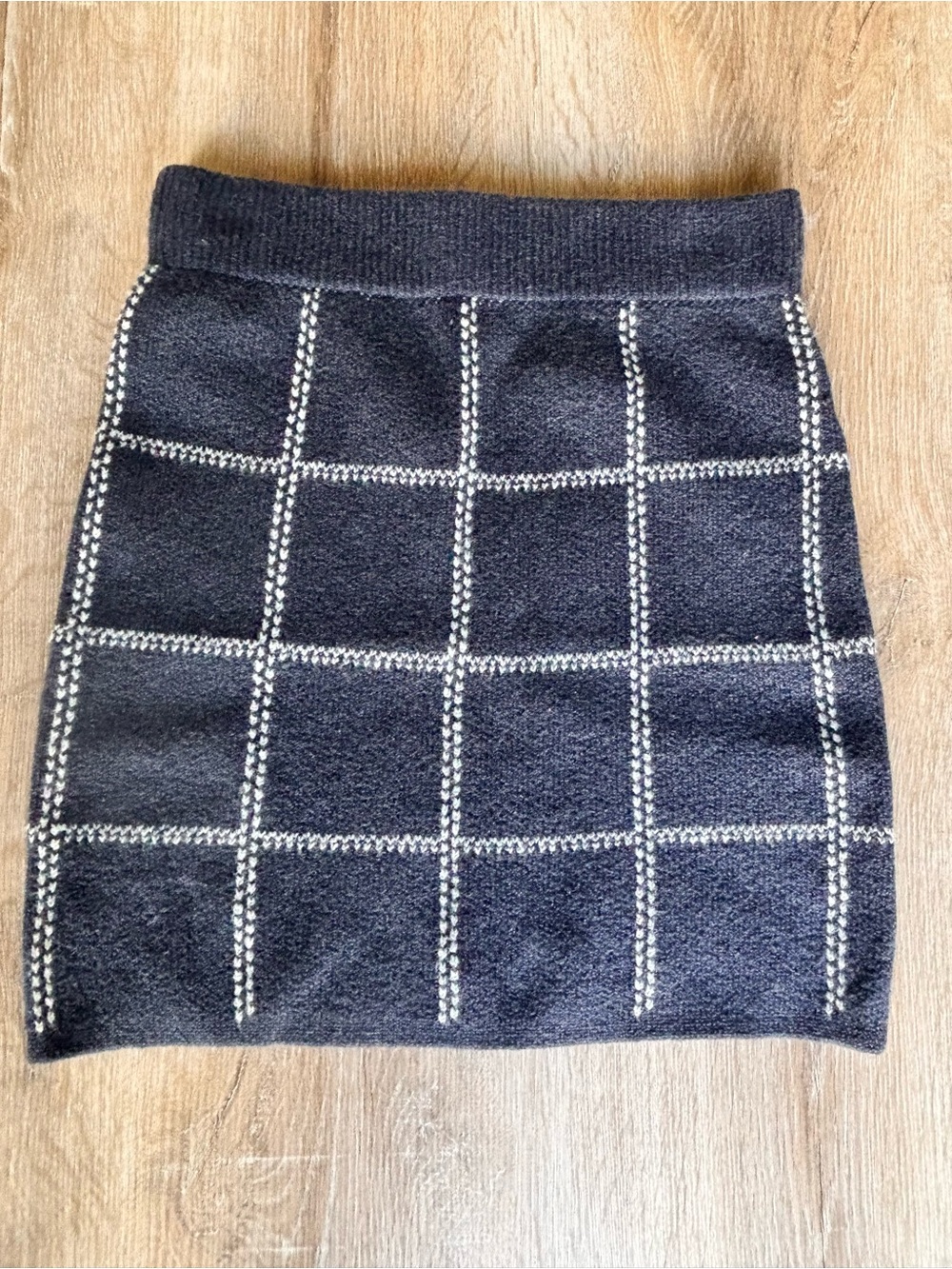 Women's Windowpane Knit Skirt